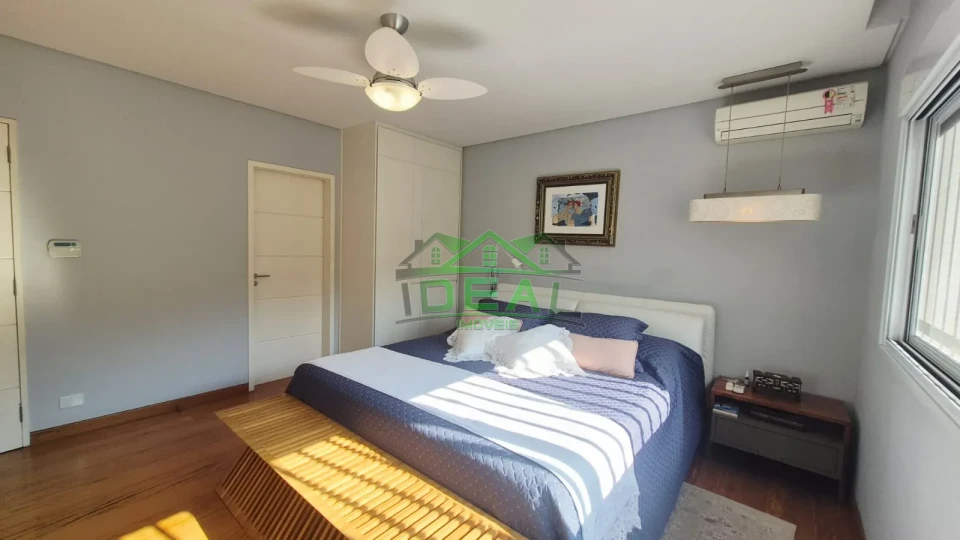 Imagens do imóveis Linda Casa com 4 suítes,6 vagas de garagem . Lazer completo