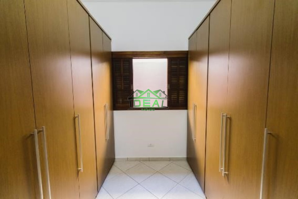 Casa térrea com 3 domitórios , 3 suíte, 5 vagas, 340 m, 627 m Imagens do imóveis Casa térrea com 3 domitórios , 3 suíte, 5 vagas, 340 m, 627 m