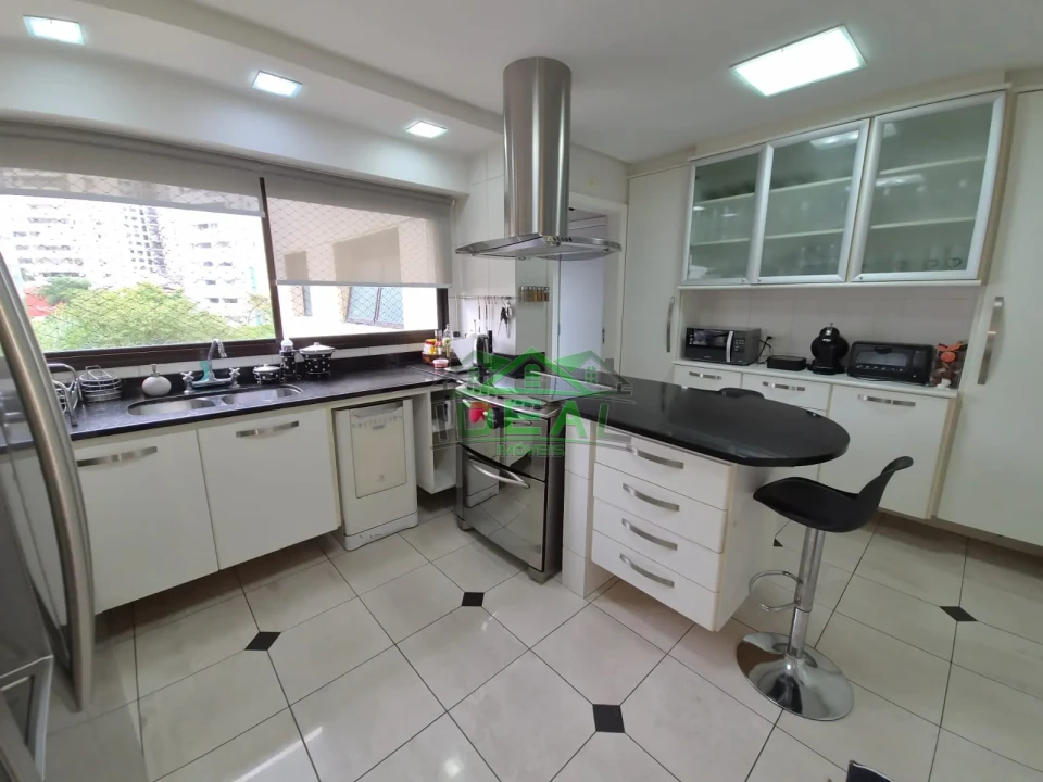 Imagens do imóveis Apartamento Duplex a venda, 3 suítes, 4 vagas de garagem
