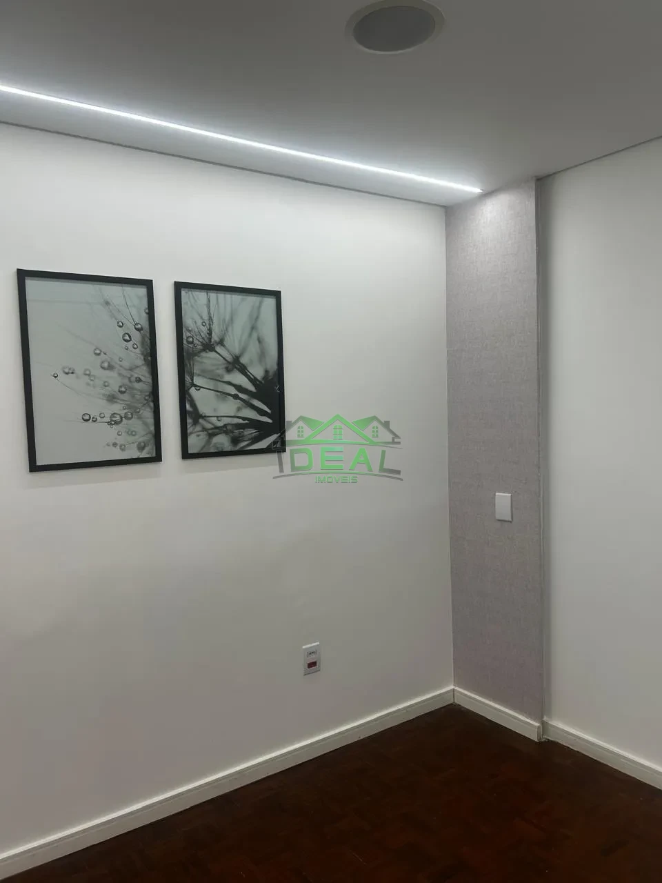 Sobrado Comercial de Alto Padrão | 425m², 19 Amplas Salas e 15 Vagas