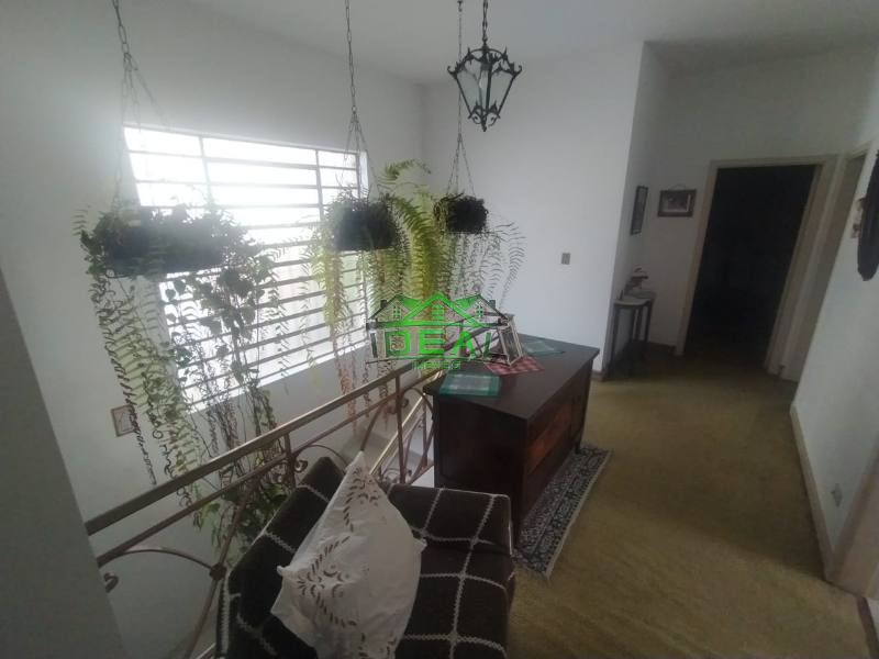 Casa (Sobrado) para Venda, 3 dorm(s), 1 suite(s), 6 vaga(s), 290 m²