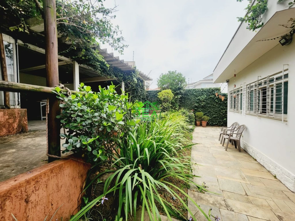 Casa Térrea para Venda no Alto da Lapa, 3 dorm(s), 3 suite(s), 4 vaga(s), 255 m²