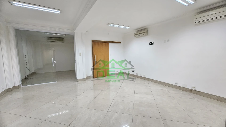 Salão Comercial para Locação em Pinheiros, Restaurante, Farmácia, entre outros