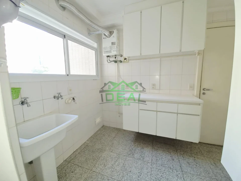 Apartamento a venda com 3 Suítes, armários embutidos, 3 vagas de garagem