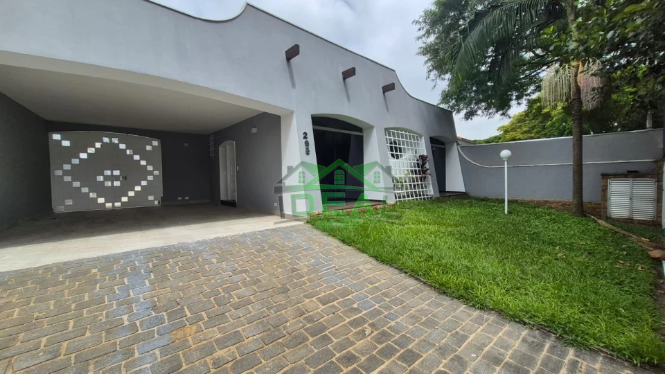 Imagens do imóveis Excelente Casa Térrea , Totalmente Reformada, 3 Suítes,4 vagas