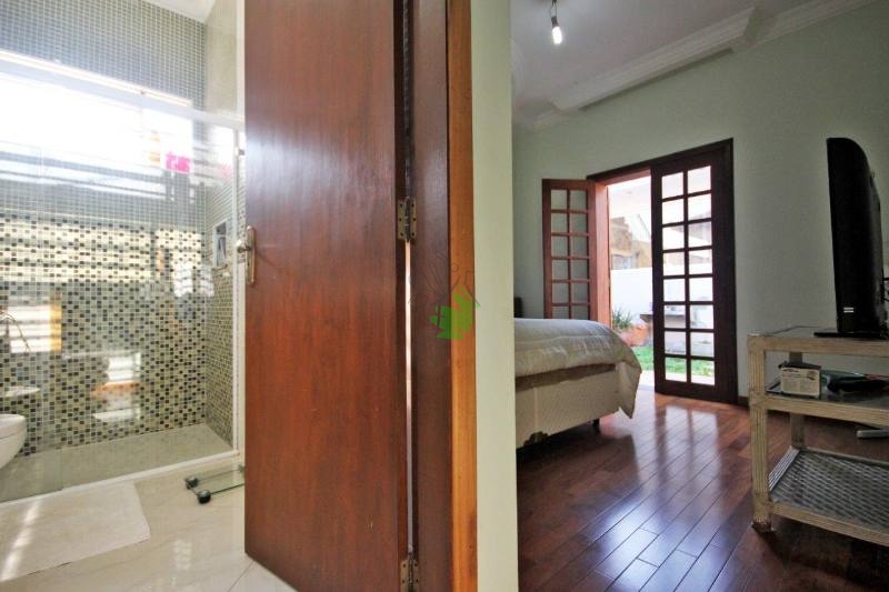 Casa Térrea para Venda no bairro Alto da Lapa, 3 suíte, 5 vagas, 215 m, 409 m Imagens do imóveis Casa Térrea para Venda no bairro Alto da Lapa, 3 suíte, 5 vagas, 215 m, 409 m