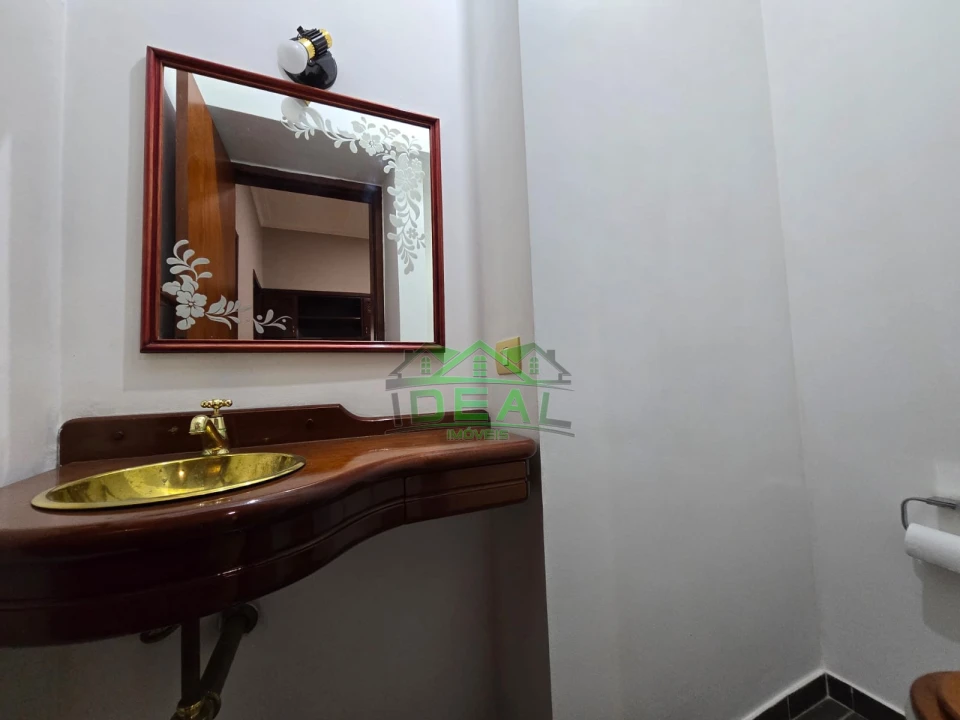 Casa Térrea para Venda no bairro Alto da Lapa, 3 dorm, 2 suíte, 6 vagas, 250 m, 600 m