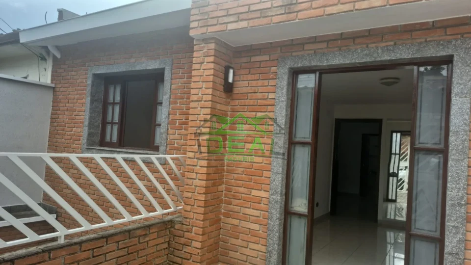 Imagens do imóveis Casa a venda com 2 dormitórios, sendo um suíte, parte inferior com 2 dormitórios,5 vagas de garagem