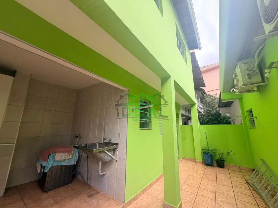 Casa para Venda no Jaguaré, 3 Dormitórios sendo 1 Suíte e 4 Vagas
