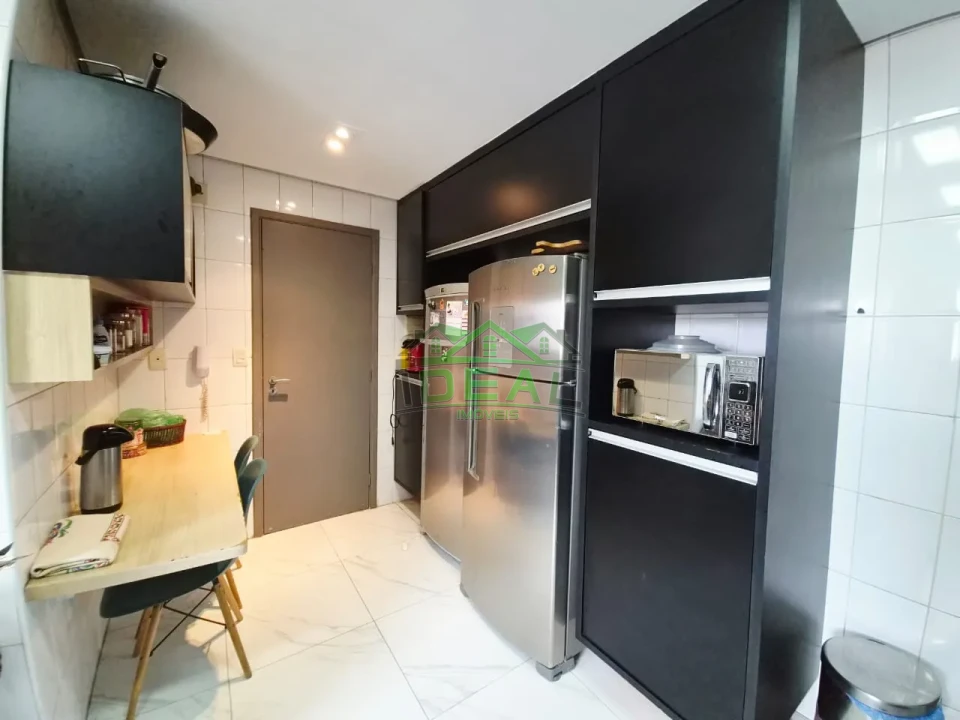 Apartamento a Venda. 3 Suítes. Varanda Gourmet. 2 vagas de garagem