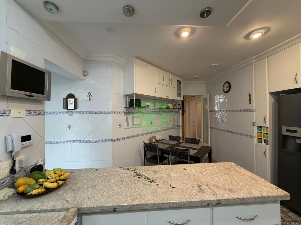 Imagens do imóveis Incomparavel Casa na Vila Madalena, 5 Suítes, 4 Vagas, Quintal e Churrasqueira