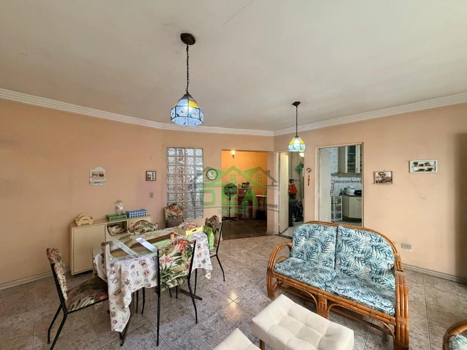 Casa para Venda no Parque da Lapa, 3 Doms, 3 Banheiros e 3 Vagas