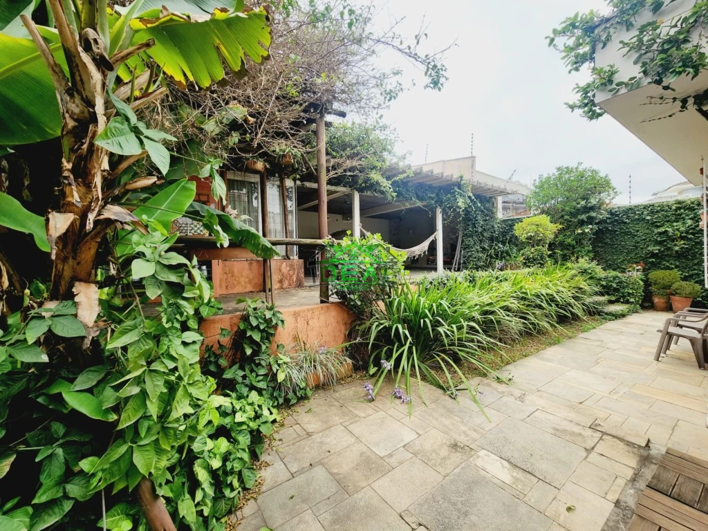 Casa Térrea para Venda no Alto da Lapa, bem localizada e rua arborizada Imagens do imóveis Casa Térrea para Venda no Alto da Lapa, bem localizada e rua arborizada