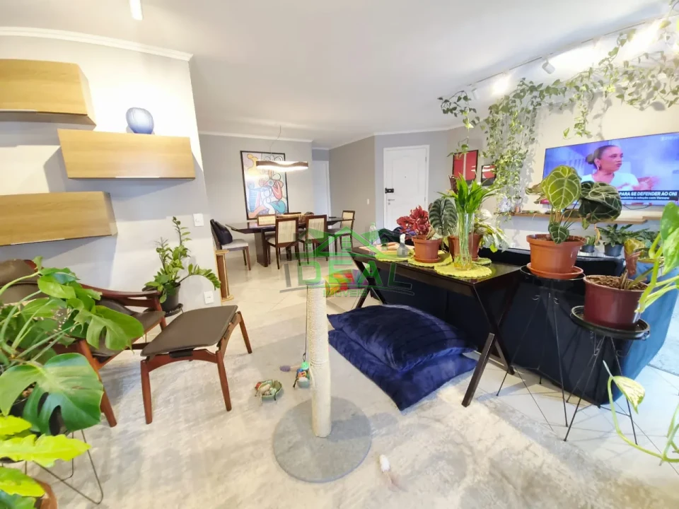 Apartamento a venda com 3 dormitórios , sendo 2 suítes, 3 vagas