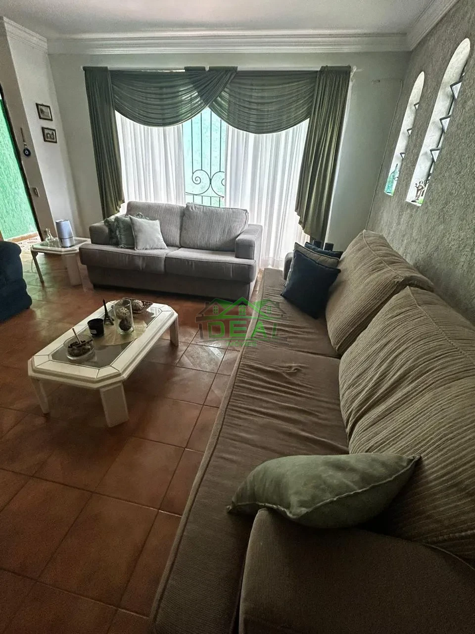 Sobrado  a venda  no Alto da Lapa, 3 dormitórios sendo 3 suítes, 4 vagas, 236 m