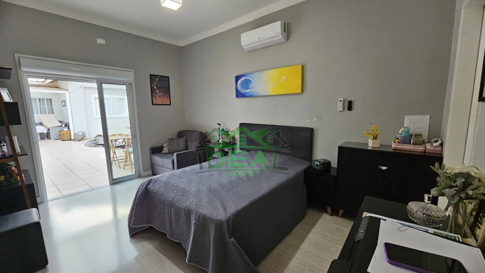 Imagens do imóveis Venda Casa Térrea no Alto da Lapa, 3 suítes, 3 vagas, 386m²