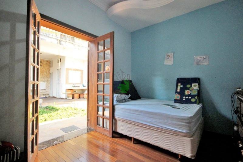 Casa Térrea para Venda no bairro Alto da Lapa, 3 suíte, 5 vagas, 215 m, 409 m Imagens do imóveis Casa Térrea para Venda no bairro Alto da Lapa, 3 suíte, 5 vagas, 215 m, 409 m