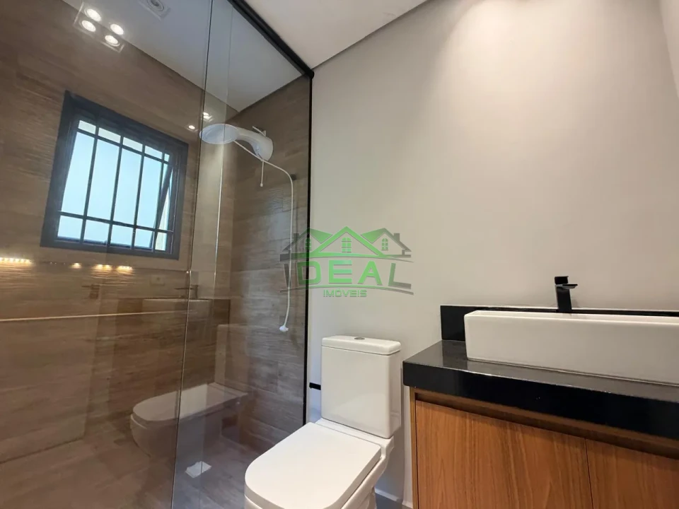 Sobrado Triplex com Pé-Direito Alto, Escritório e Terraço Gourmet no Alto da Lapa