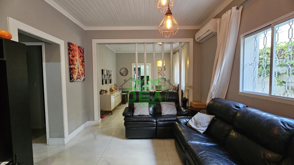 Imagens do imóveis Venda Casa Térrea no Alto da Lapa, 3 suítes, 3 vagas, 386m²