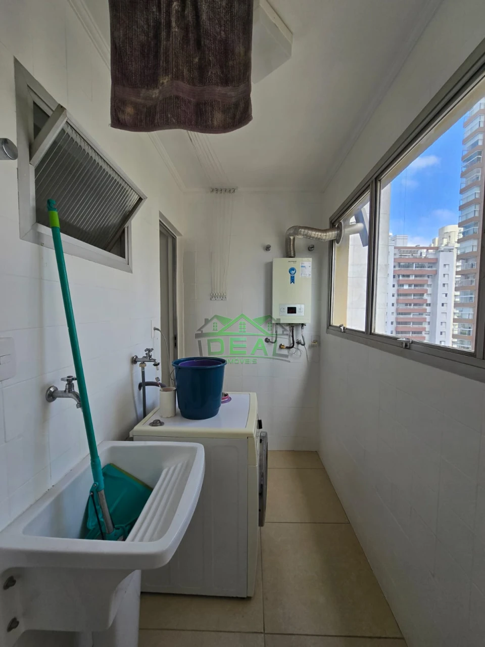 Apartamento para Venda Reformado no Alto da Lapa