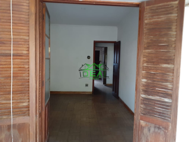 Sobrado para Venda no bairro Vila Ipojuca, 5 dorm, 2 suíte, 4 vagas, 348 m, 405 m
