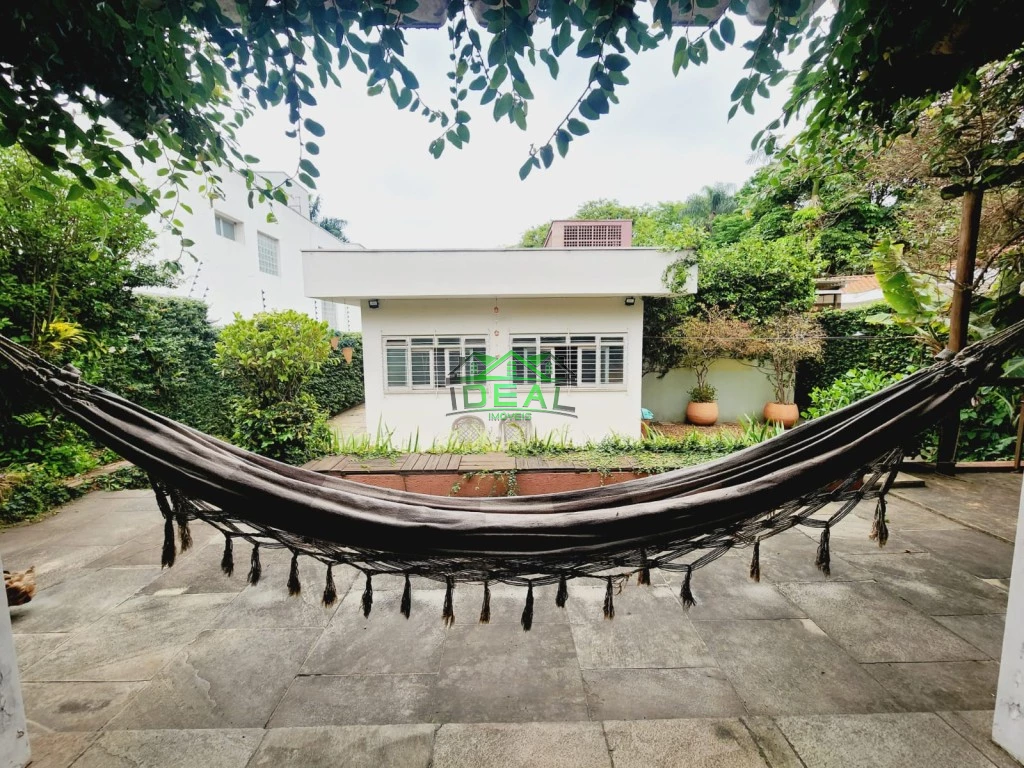 Casa Térrea para Venda no Alto da Lapa, bem localizada e rua arborizada Imagens do imóveis Casa Térrea para Venda no Alto da Lapa, bem localizada e rua arborizada