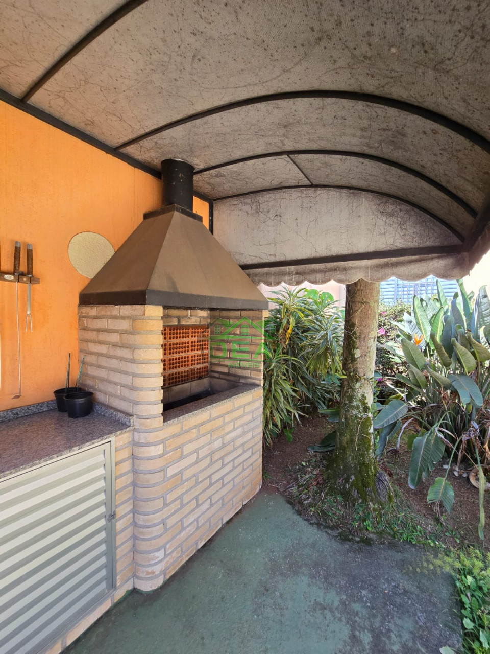 Casa à venda no Alto da Lapa, com possibilidade de uso residencial e comercial