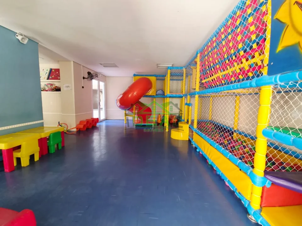 Apartamento a venda com 3 dormitórios , sendo 2 suítes, 3 vagas