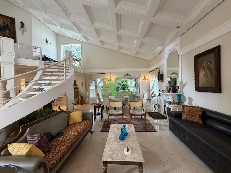 Imagens do imóveis Incomparavel Casa na Vila Madalena, 5 Suítes, 4 Vagas, Quintal e Churrasqueira