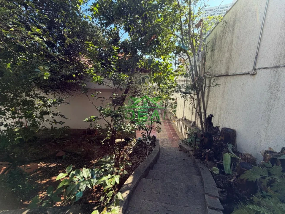 Imagens do imóveis 2 Casas para Venda na Lapa, 500m² terreno, 12 Frente