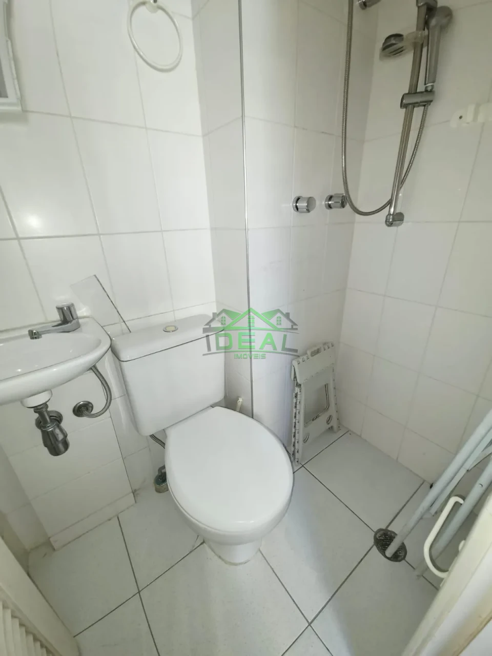 Apartamento a venda com 3 Suítes, armários embutidos, 3 vagas de garagem
