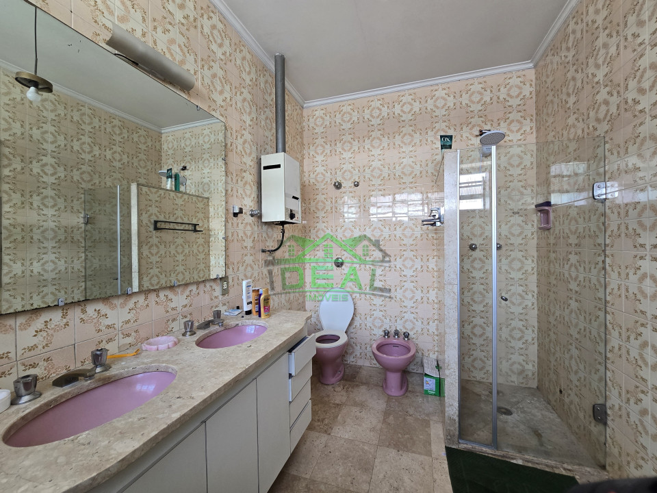 Imagens do imóveis Casa Térrea para Venda no Alto da Lapa, 655m² de Terreno
