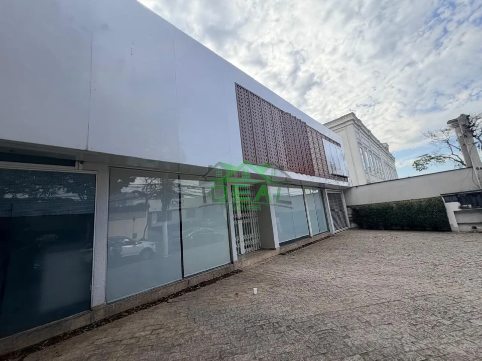 Imagens do imóveis Sobrado Comercial de Alto Padrão para Locação | 425m² | Estrutura Versátil para Clínicas, Laboratórios, Escolas e Serviços