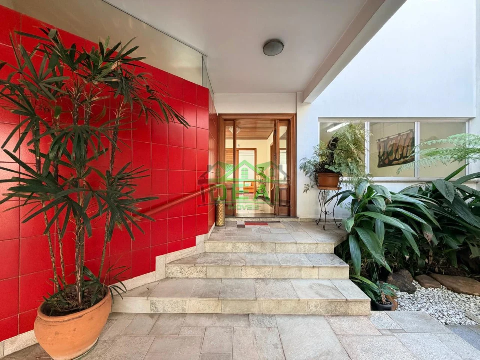 Imagens do imóveis Espaçoso Sobrado para Venda no Alto da Lapa, 4 suítes, 6 Banheiros e 6 Vagas