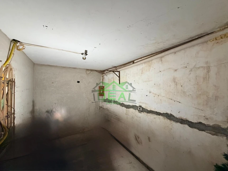 Casa para Venda no Parque da Lapa, 3 Doms, 3 Banheiros e 3 Vagas