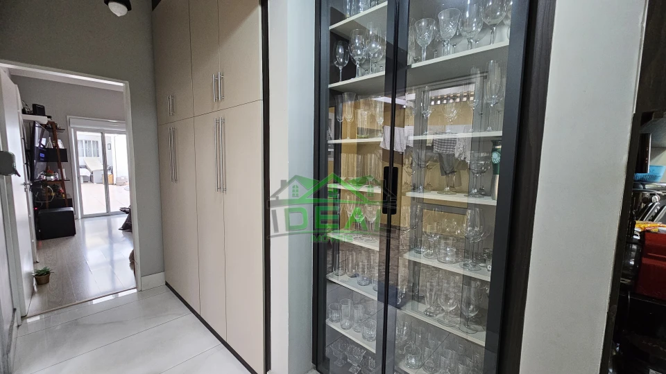 Imagens do imóveis Venda Casa Térrea no Alto da Lapa, 3 suítes, 3 vagas, 386m²