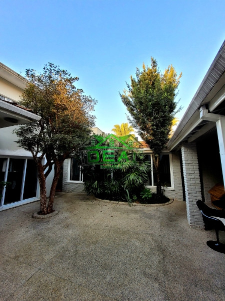 Sobrado para Venda no Alto da Lapa, 4 dorm(s), 2 suite(s), 4 vaga(s), 463 m², Reformada!