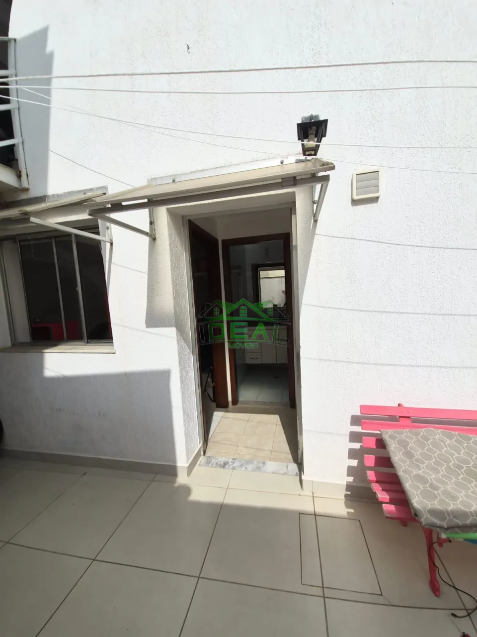 Casa Térrea a Venda- 4 Dormitórios sendo 1 suíte-2 vagas de garagem