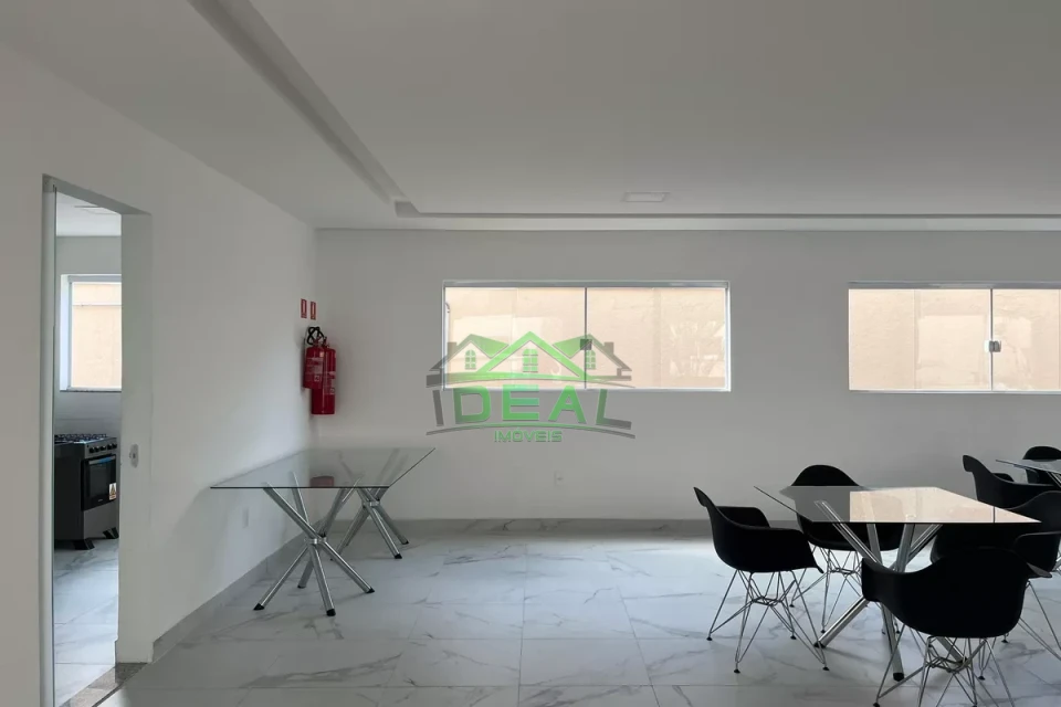Apartamento para Alugar com 55m², 2 quartos e sem vaga