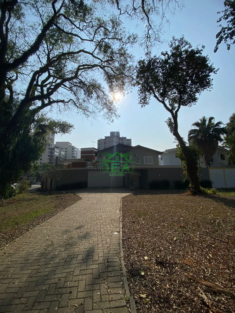 Casa Reformada para Venda no Alto da Lapa, 4 dorm, 2 vagas, 260 m², 367 m²