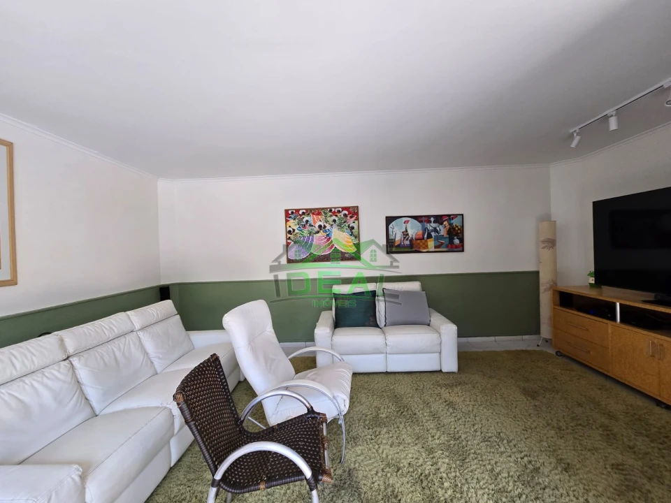 Casa Térrea para Venda no Alto de Pinheiros, 4 Dorms, 2 Suítes e 6 Vagas