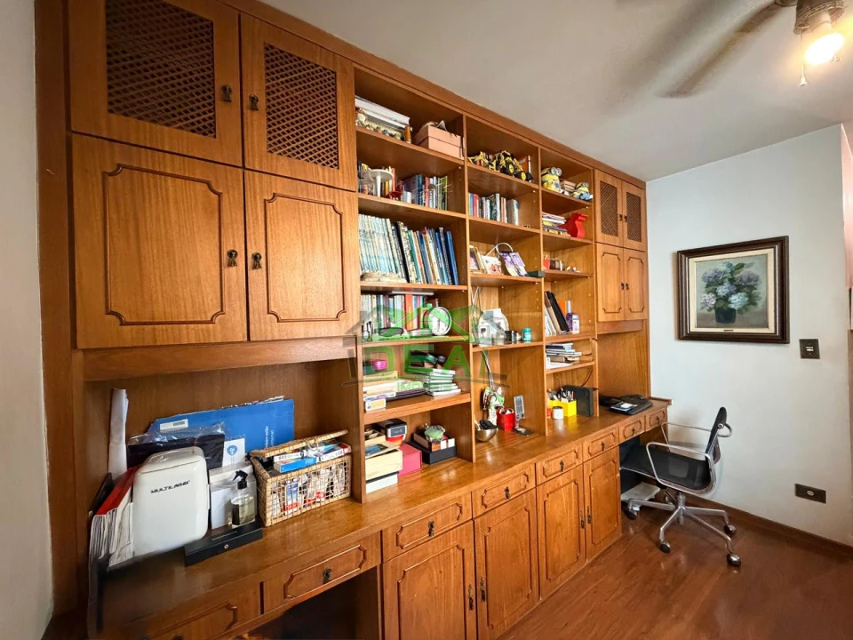 Casa para Venda no Alto da Lapa, 4 Dorm sendo 2 Suítes, 5 Banheiros