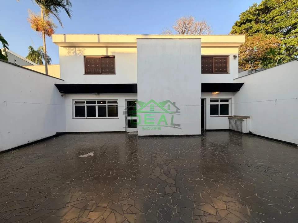 Sobrado para Venda no Alto da Lapa, Rua Tranquila e Arborizada