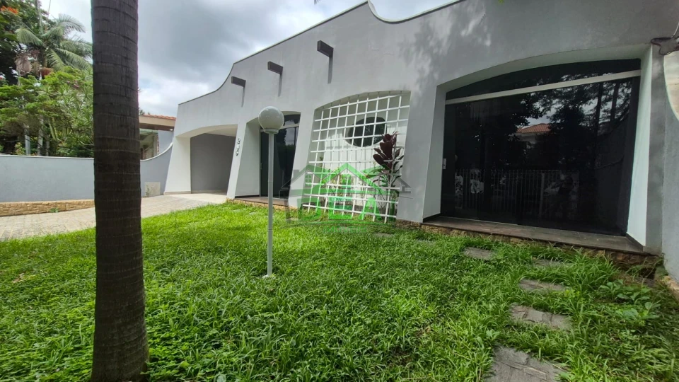 Imagens do imóveis Excelente Casa Térrea , Totalmente Reformada, 3 Suítes,4 vagas