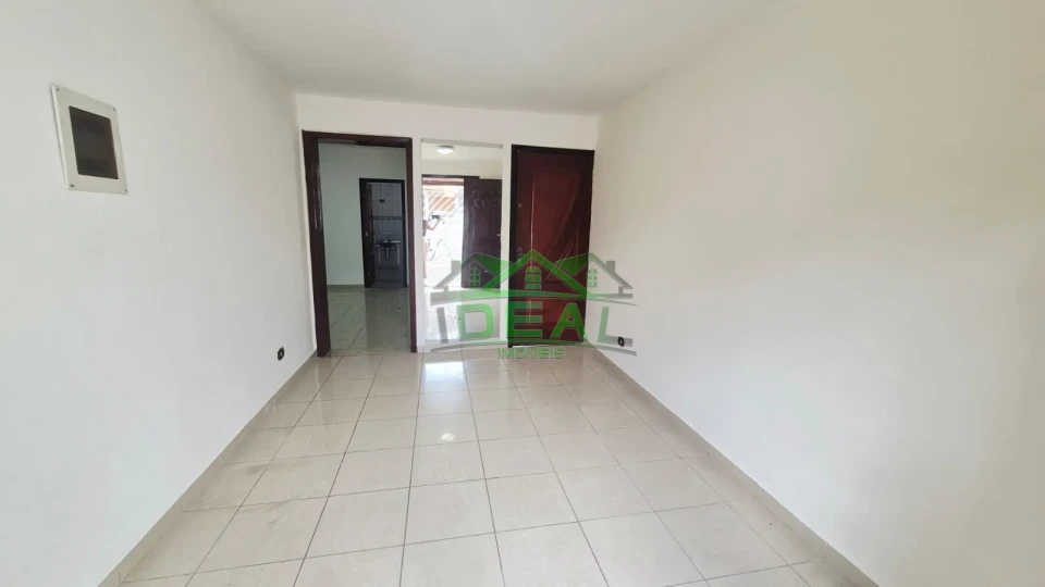 Imagens do imóveis Casa a venda com 2 dormitórios, sendo um suíte, parte inferior com 2 dormitórios,5 vagas de garagem