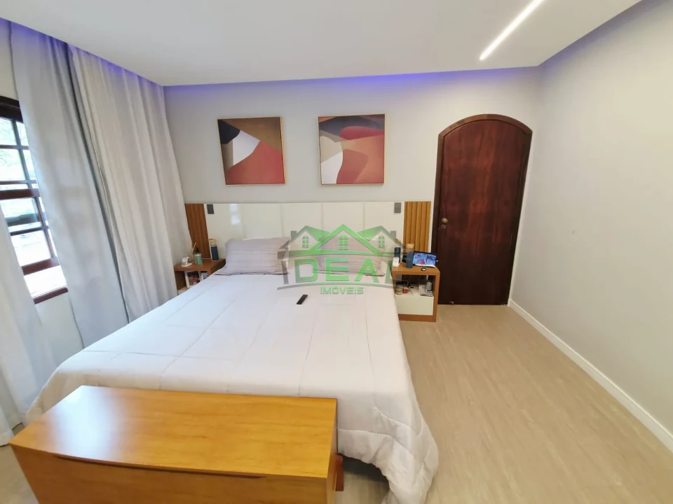 Imagens do imóveis Sobrado Amplo e Completo | 2 Suítes e 3 Vagas