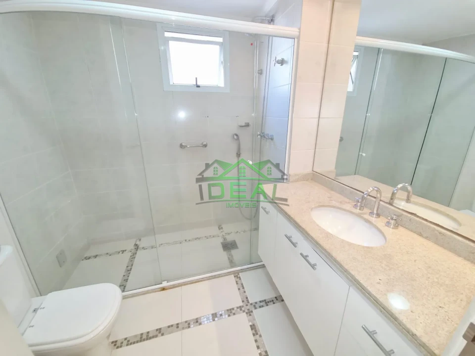 Apartamento a venda com 3 Suítes, armários embutidos, 3 vagas de garagem