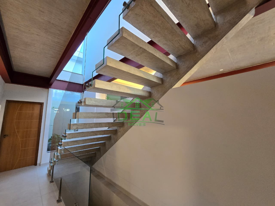 Nova casa de arquiteto à venda no Alto da Lapa!