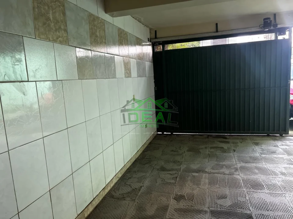 Sobrado  a venda  no Alto da Lapa, 3 dormitórios sendo 3 suítes, 4 vagas, 236 m