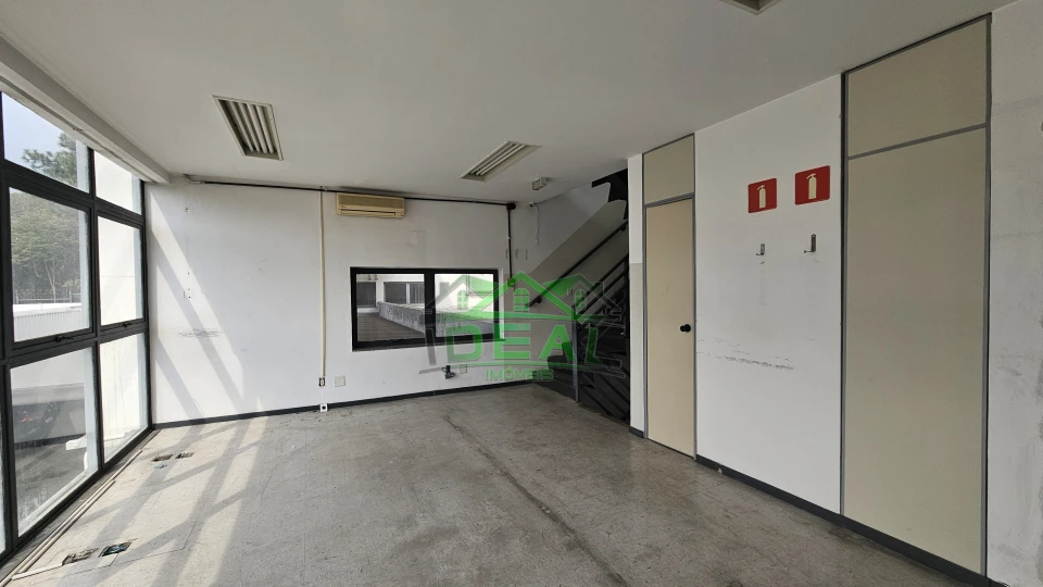 Venda Conjunto Comercial na Lapa, 9 salas, 20 vagas, 1459m²